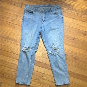 Old Navy High-Rise O.G. Straight Light Wash Distressed Jeans, size 14